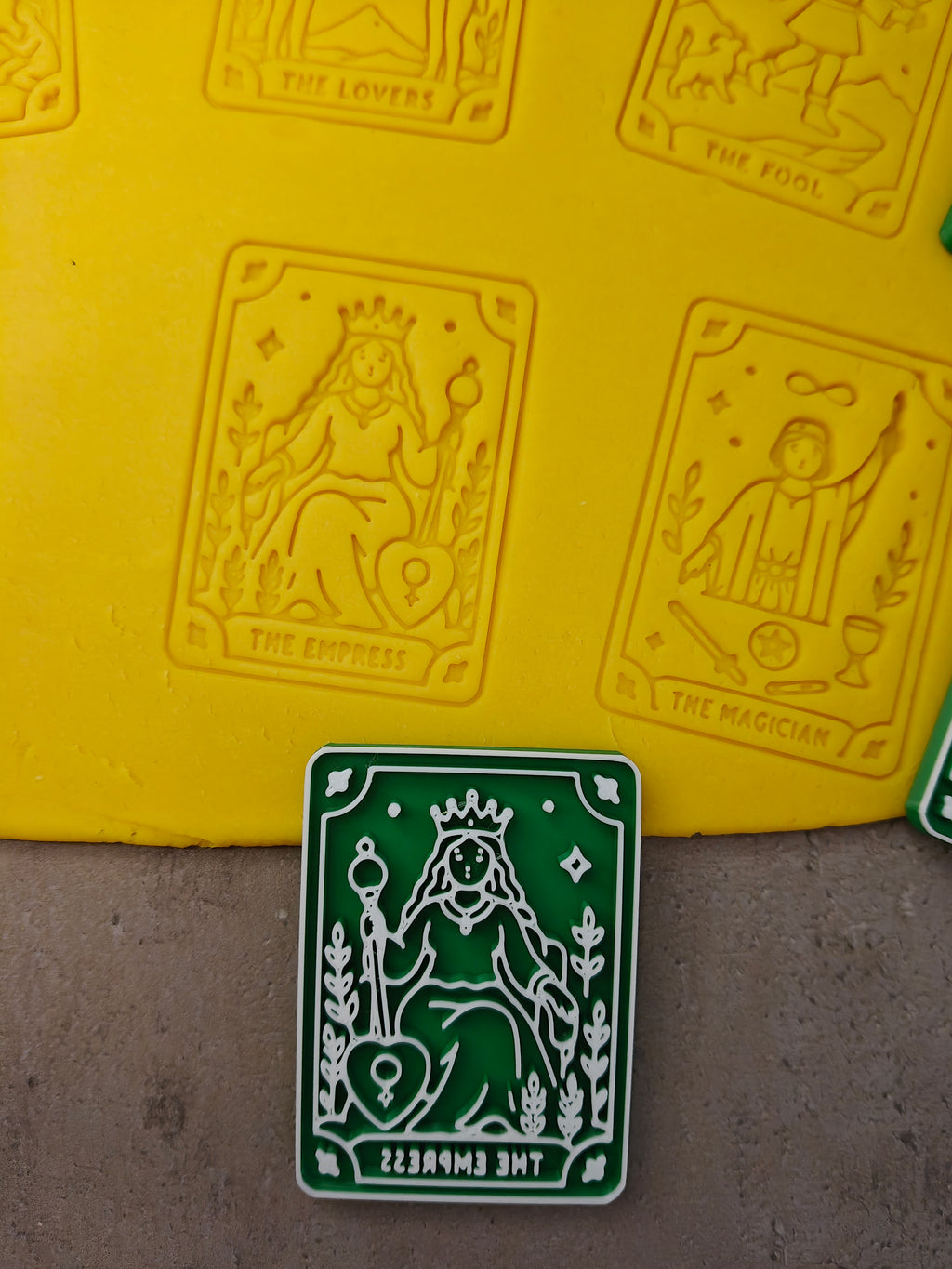 Lot de 6 emporte-pièces Tarot – Arcanes majeurs – Cutter + tampon