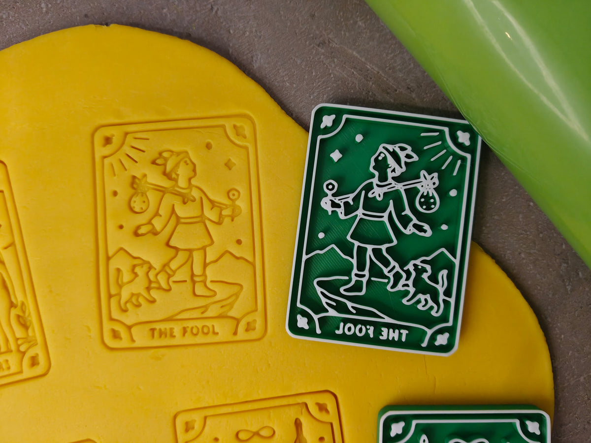 Lot de 6 emporte-pièces Tarot – Arcanes majeurs – Cutter + tampon