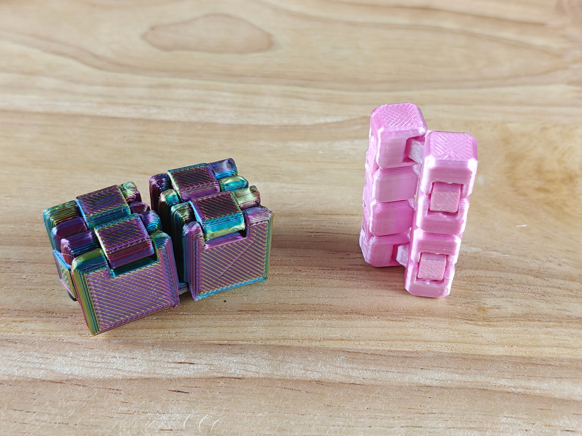 Lot de 2 Fidgets Infinity Cube – Cubes articulés anti-stress 3D