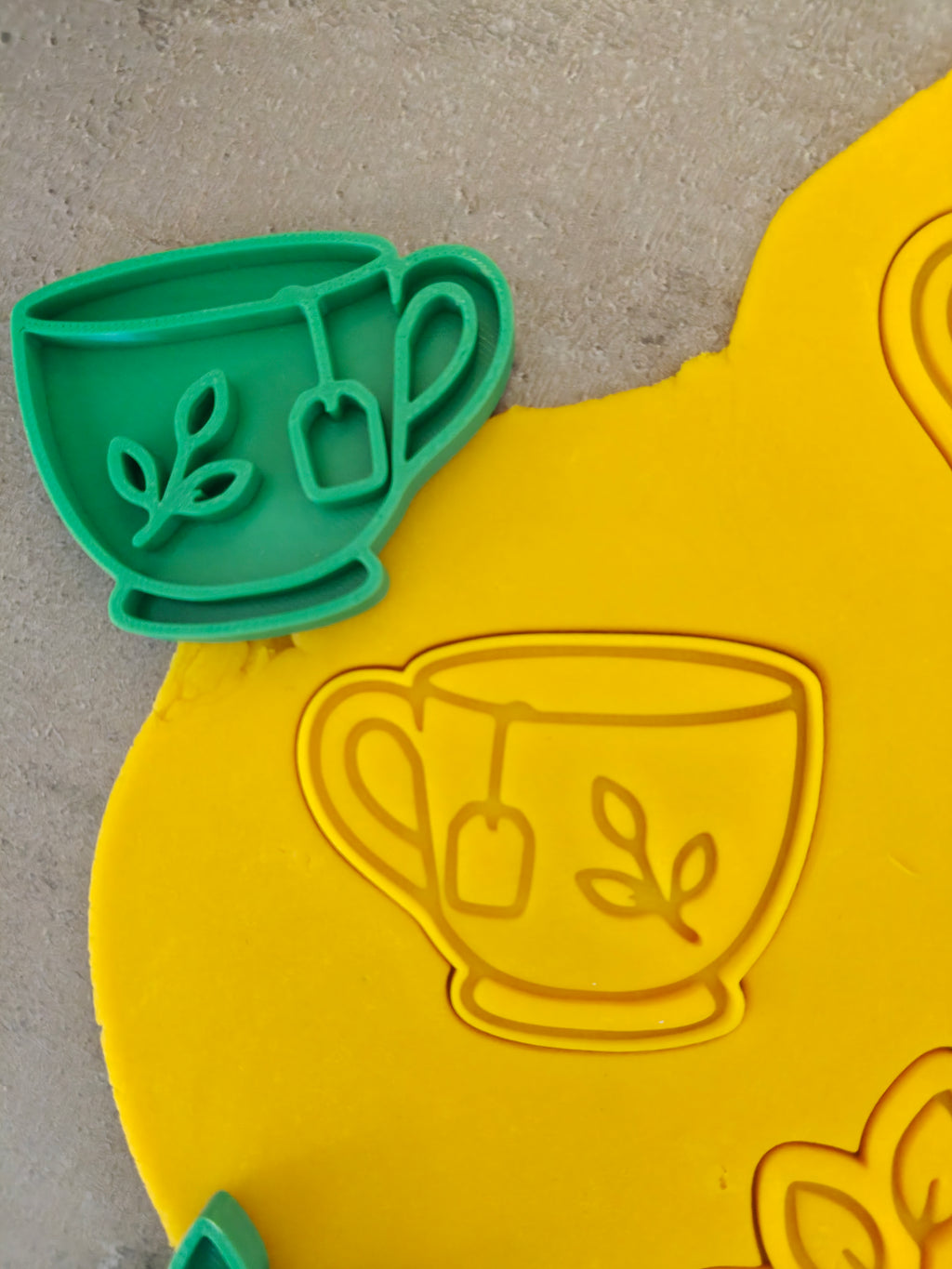 Lot de 6 emporte-pièces Jardin & Lecture – Cutter + tampon
