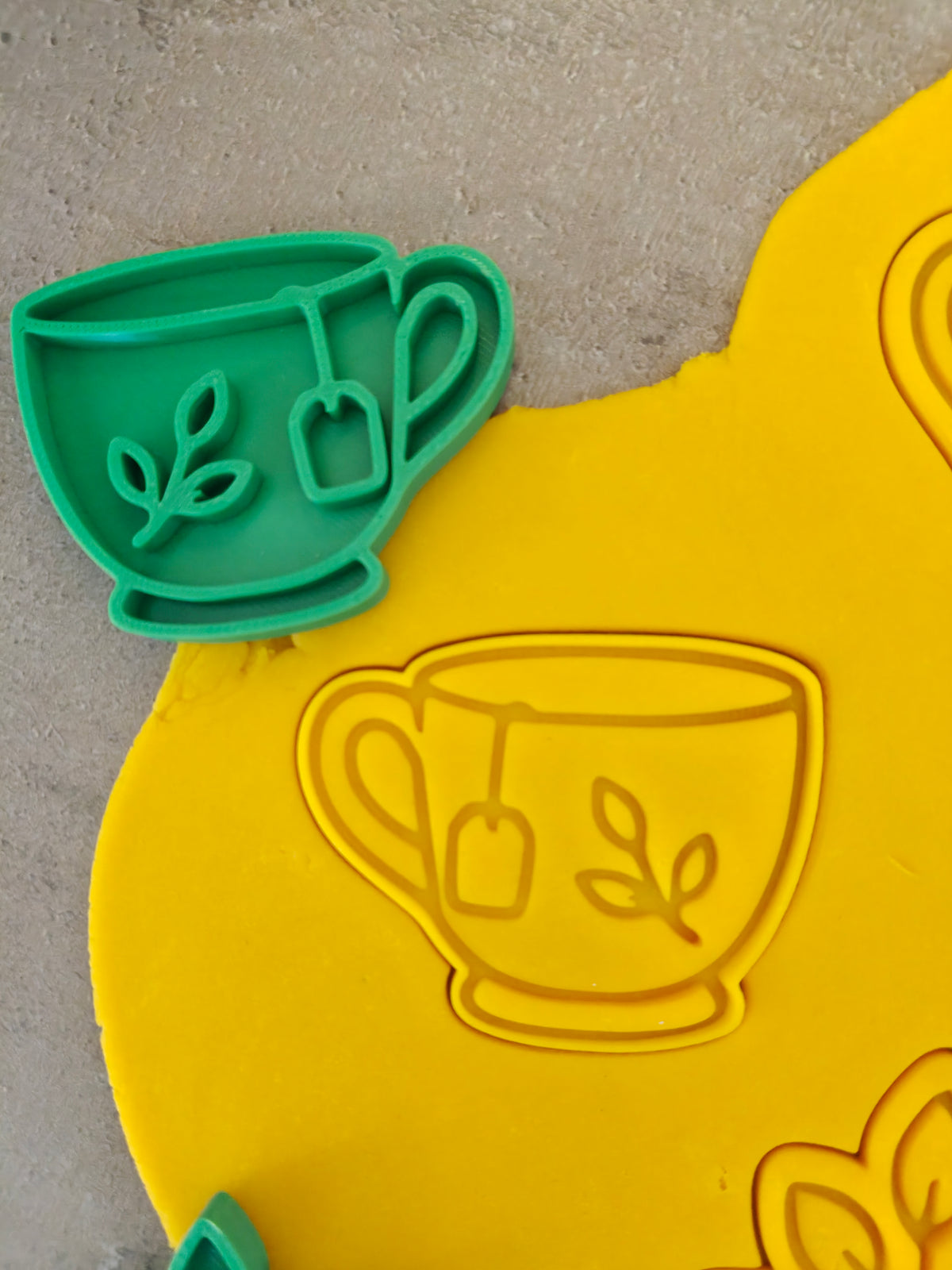 Lot de 6 emporte-pièces Jardin & Lecture – Cutter + tampon
