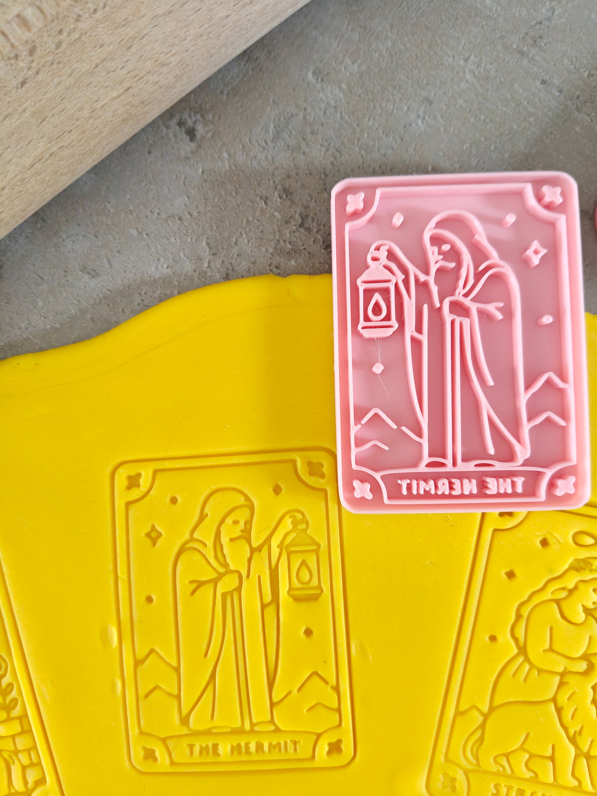 Lot de 6 emporte-pièces Tarot – Cutter + tampon