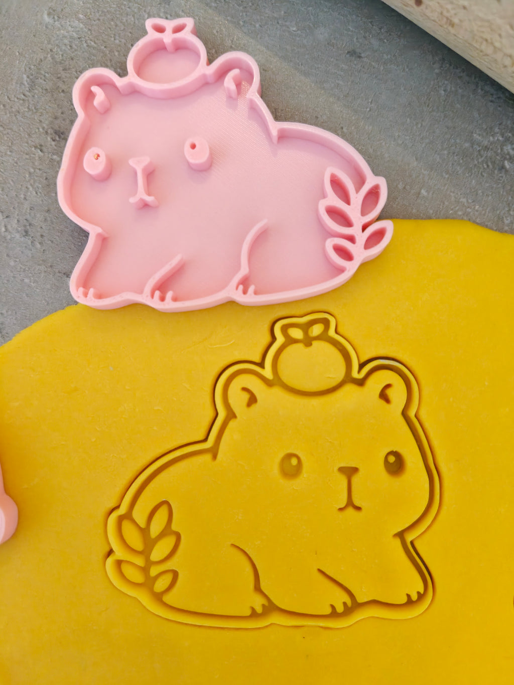 Lot de 6 emporte-pièces Capybaras Kawaii – Cutter + tampon